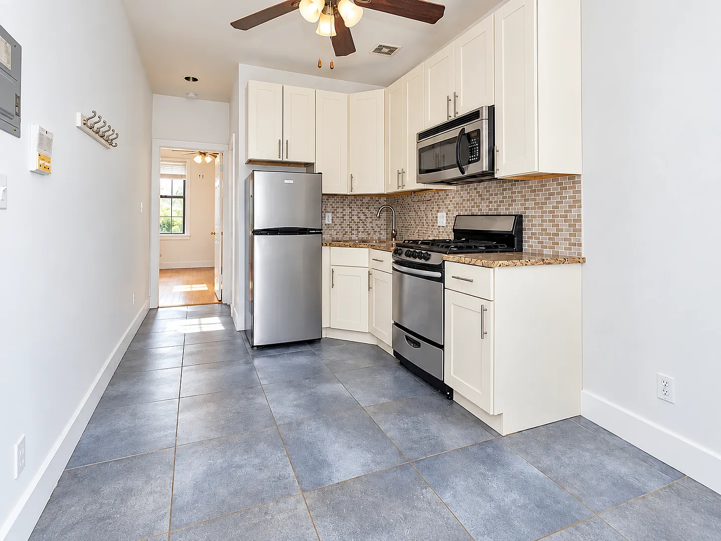 294 Harman Street — Photo 1