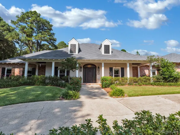 10111 Stonehedge Dr, Shreveport, LA 71106