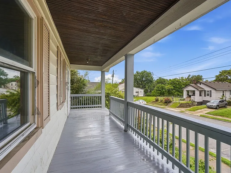 3209 Lehman Rd — Photo 3