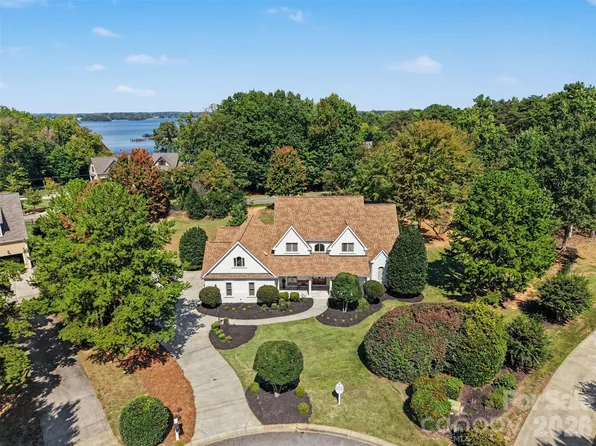 109 Fitchburg Ct, Mooresville, NC 28117