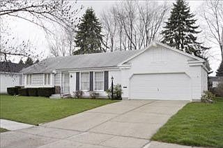 2nd image of 35 Thorncroft Ave