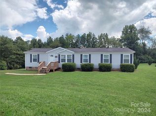 204 Woodfield Dr, Taylorsville, NC 28681