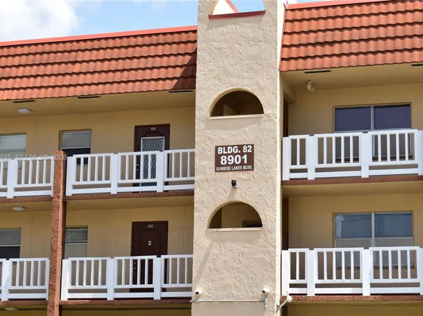 8901 Sunrise Lakes Blvd APT 211, Sunrise, FL 33322