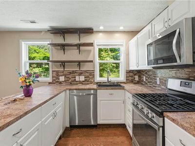 6220 Lathrop Ave, Kansas City, KS, 66104