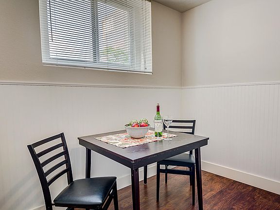 3rd image of 1100 Colorado Blvd #001