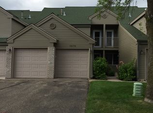 1678 Rosehill Cir, Lauderdale, MN 55108