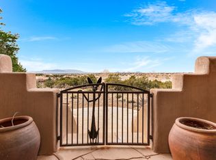 25 Calle Cal, Santa Fe, NM 87508