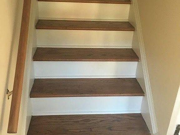 4th image of 392 Jury Ln #1