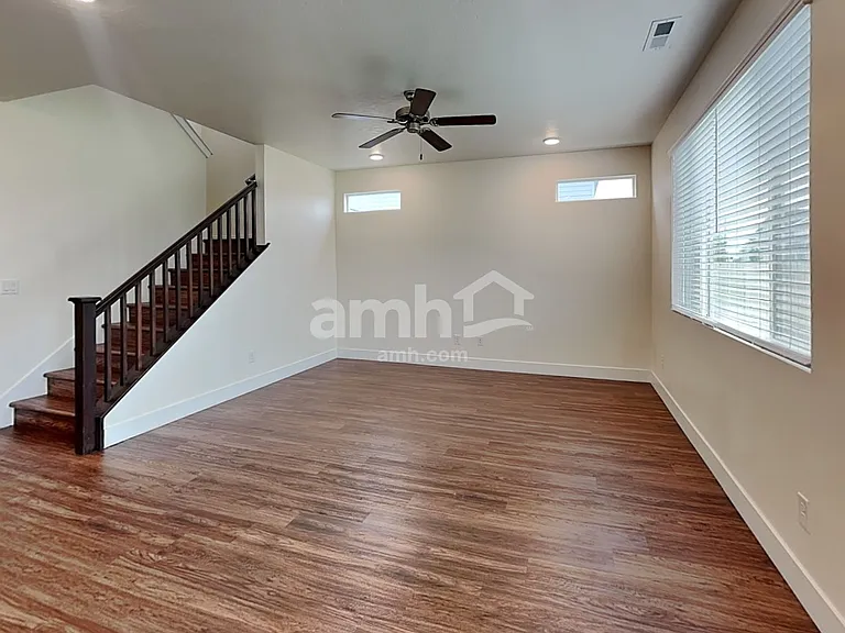 9472 W Chino St — Photo 7