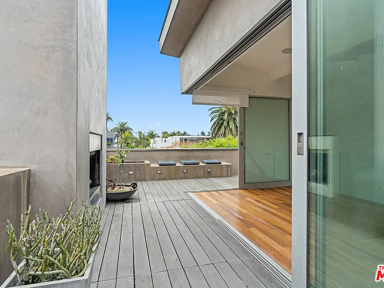 524 Rialto Ave — Photo 30