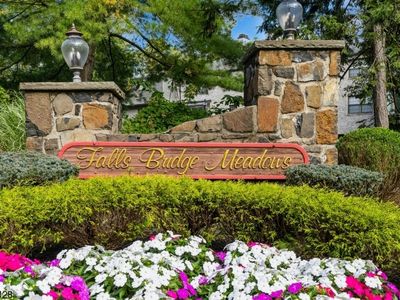 10 Tow Path Cres, Totowa, NJ, 07512