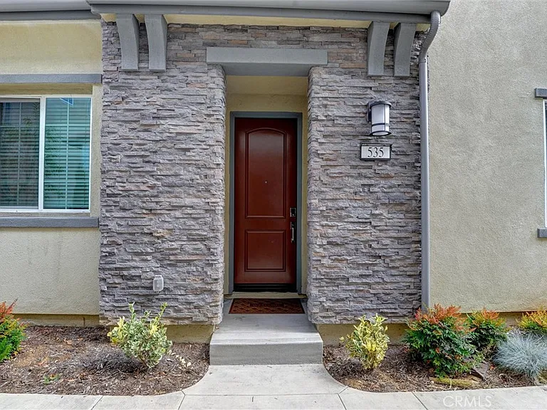 535 Embrook Way — Photo 6