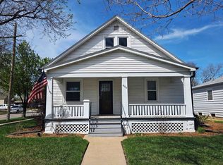 600 E 2nd St, Newton, KS 67114