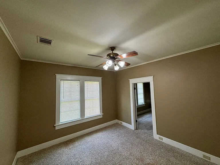 3516 Alexander Ave — Photo 12