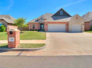 716 Northern Dancer Dr, Edmond, OK 73025