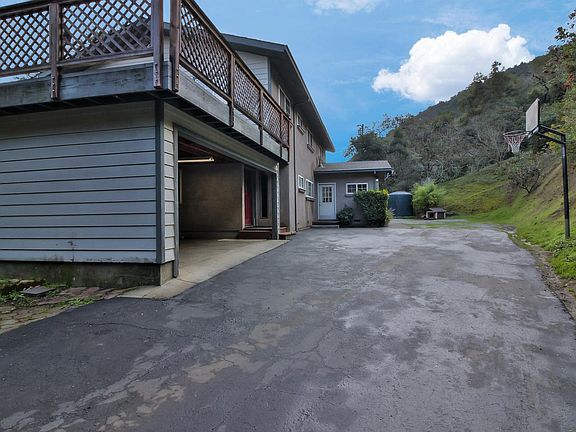 2nd image of 16485 Oak Glen Ave