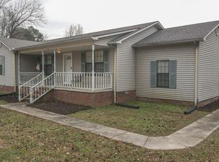 520 Mount Pelia Rd, Martin, TN 38237