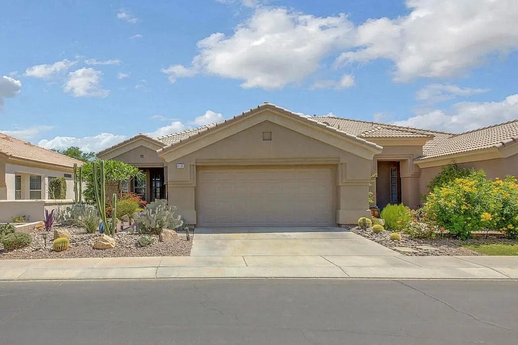 Building Photo - 44595 S Heritage Palms Dr