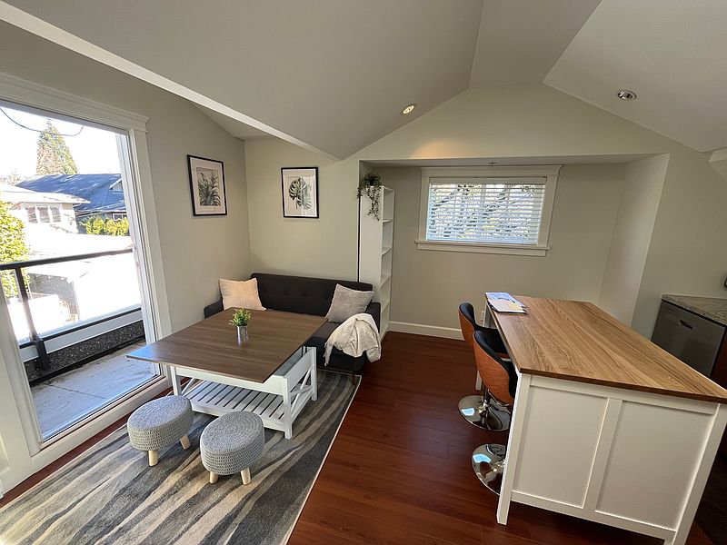 Vancouver House for rent - 1 Bedroom — photo 3