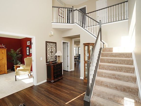 5th image of 4734 Manorlake Dr