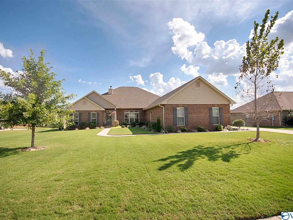 1st image of 132 Parkview Dr