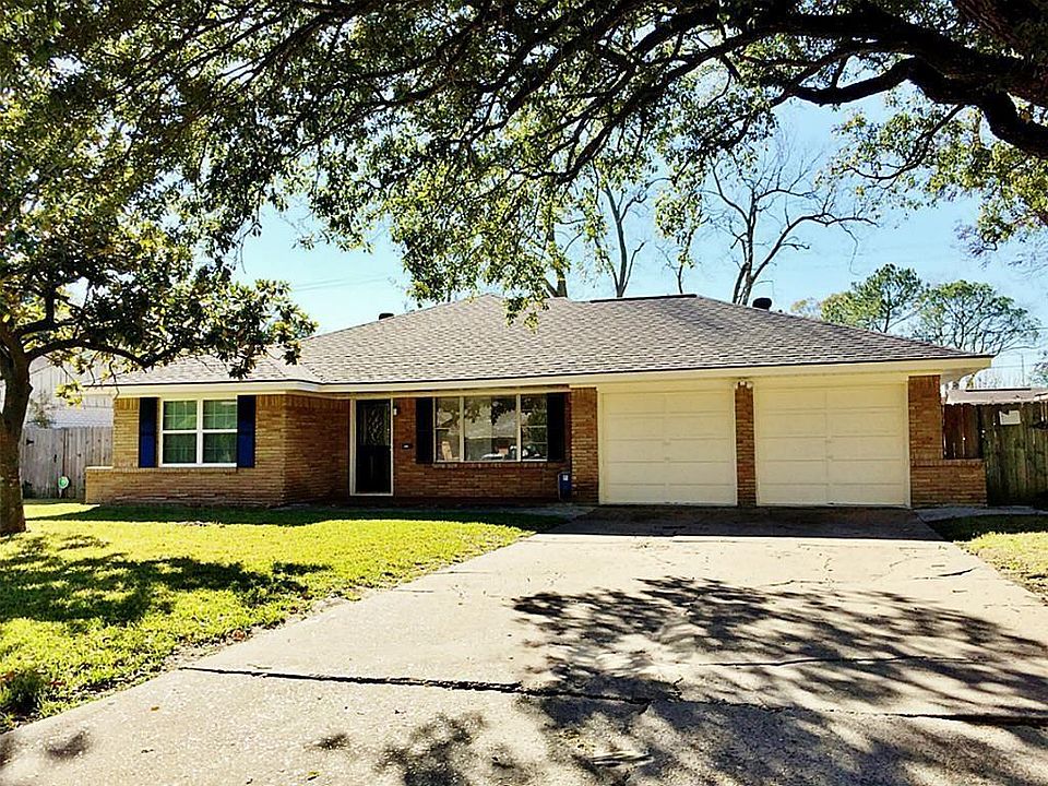 1st image of 6023 Clarewood Dr