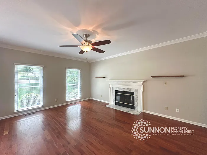 9300 Harris Glen Dr — Photo 5