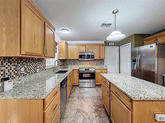 2nd image of 3181 Deltona Blvd