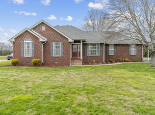 1206 Maple Hill Rd, Lebanon, TN 37087