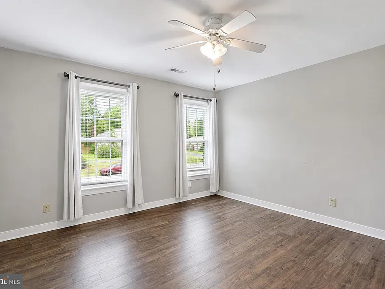 24 Bertram Blvd — Photo 27