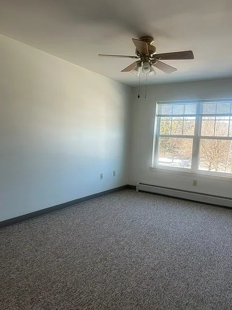 Eagle Crest - Falcon Manor — Photo 3