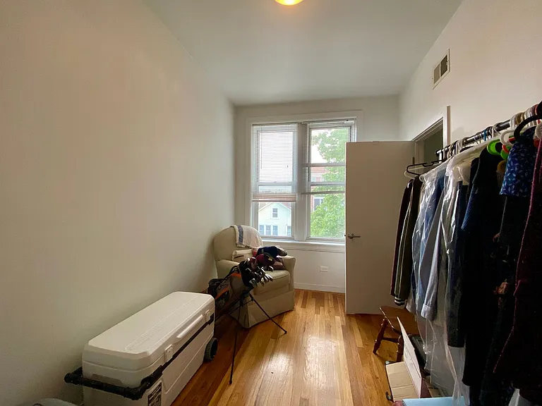 2428 W Walton St #3 — Photo 11