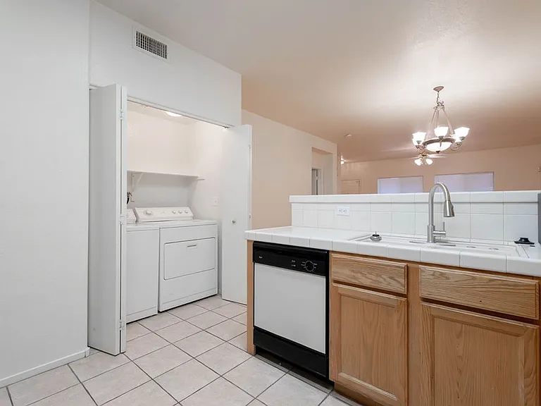 2153 Jasper Bluff St #103 — Photo 12