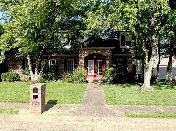 3288 Westhampton Dr, Newburgh, IN 47630
