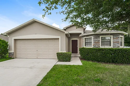 8179 Woodvine Cir Photo 1
