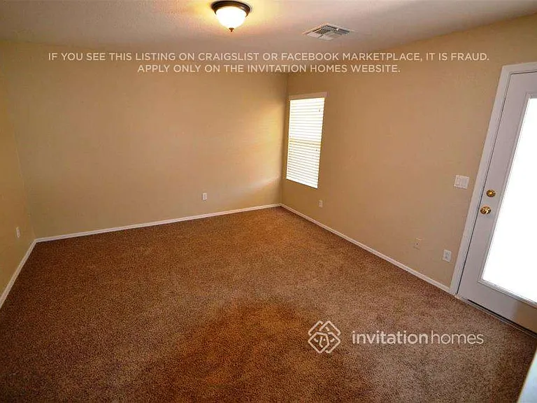 10465 E Azalea Ave — Photo 7