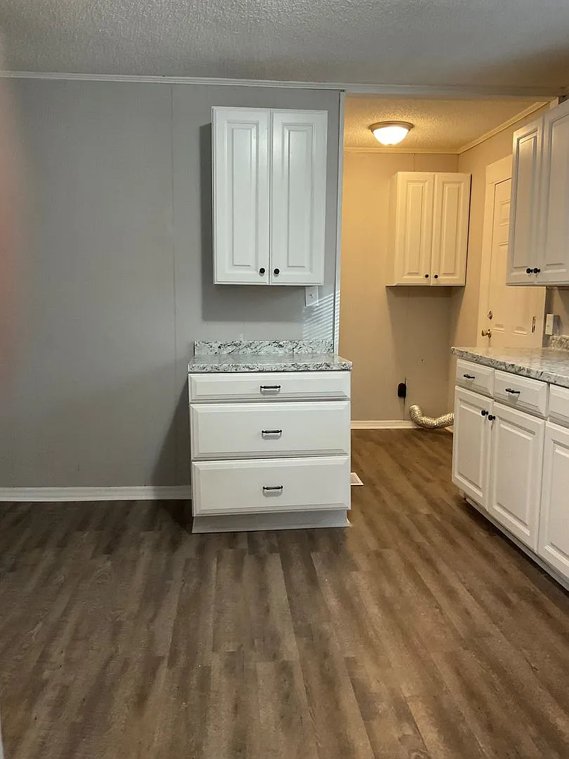 Available Now!! Updated 3 Bedroom 1 Bathroom Home in Gastonia — Photo 4