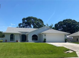 120 Melton Ave, Sebastian, FL 32958