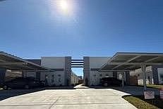 1st image of 2922 W Driftwood St #1