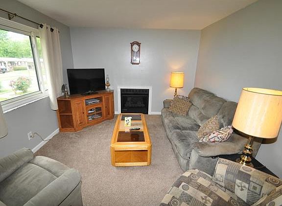 3rd image of 455 Jana Dr