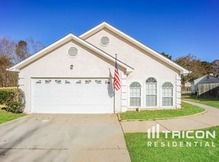 125 Gingercake Ct, Fayetteville, GA 30214