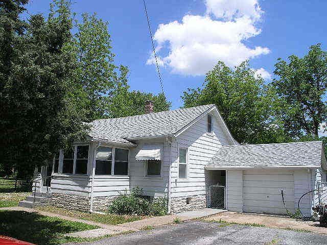 1st image of 1716 State St