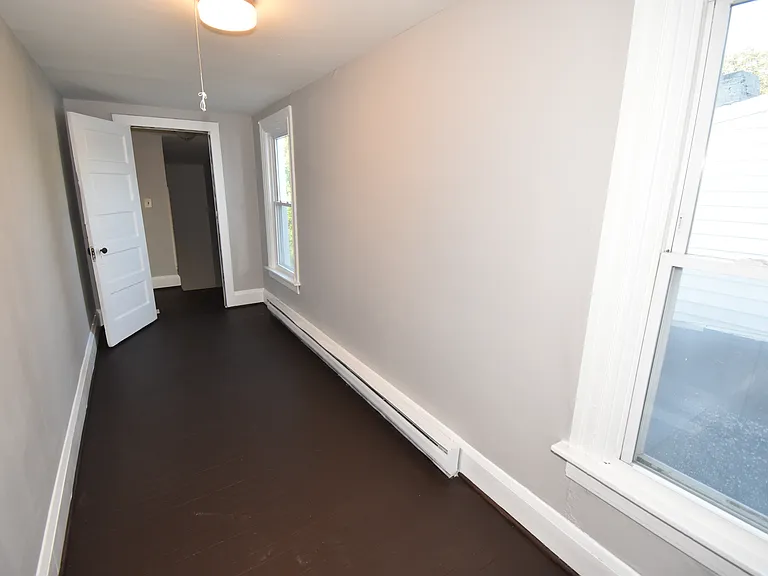 186 W Main St #C — Photo 16