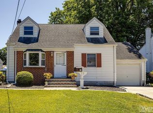 307 Hoover Ave, Edison, NJ 08837