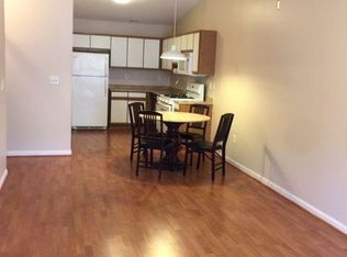 1820 Vincenza Dr APT C, Eldersburg, MD 21784