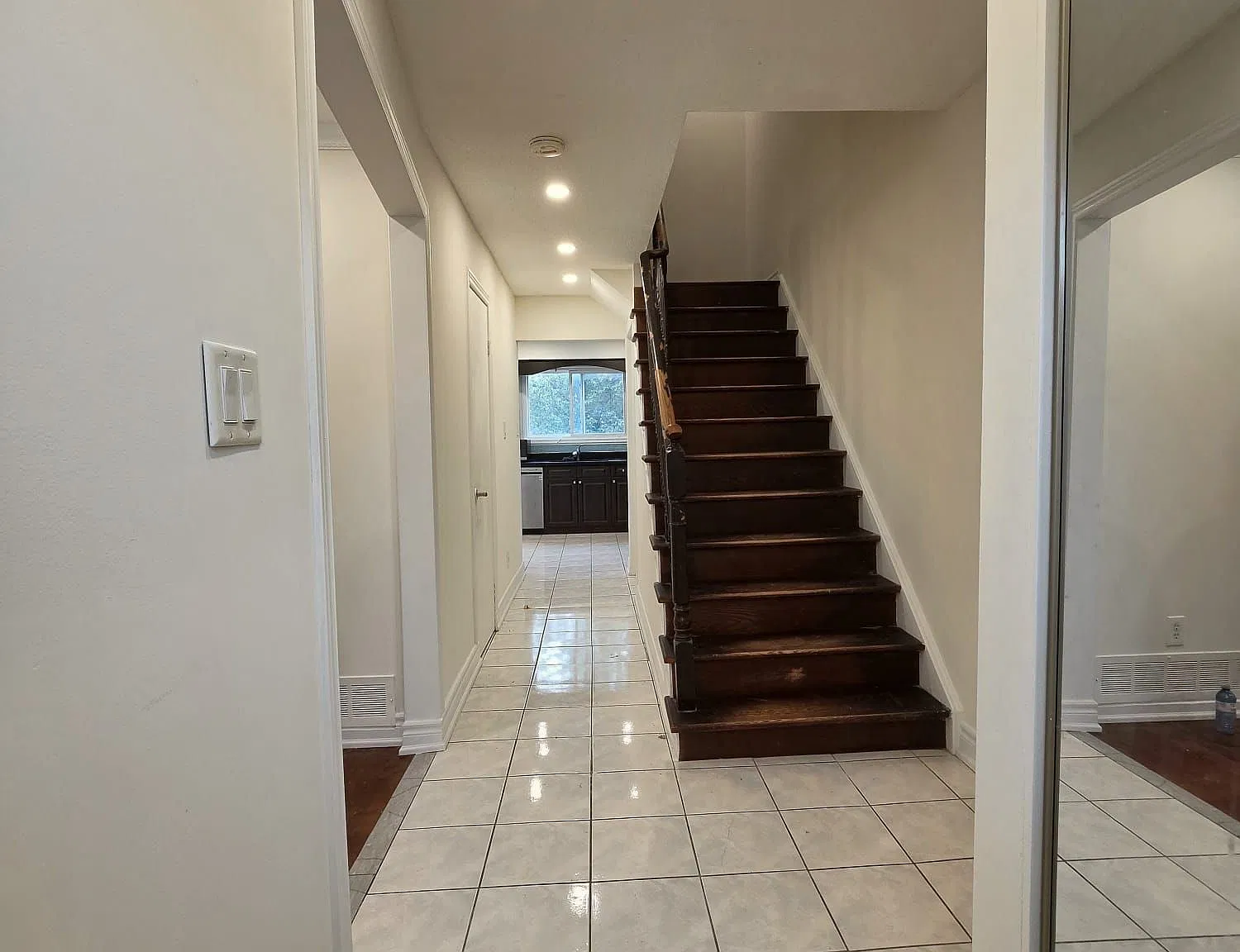 3 bed, $2,700 — Photo 2