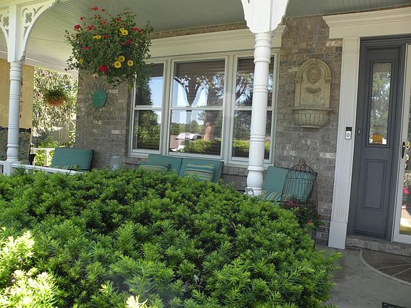 3rd image of 8701 Wildwood Dr