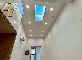 1816 Grove St #2R, Ridgewood, NY 11385