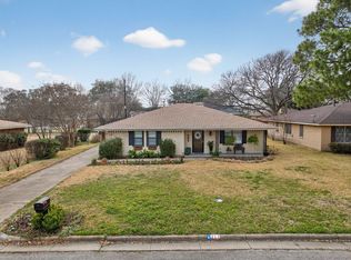 217 Melody Ln, Terrell, TX