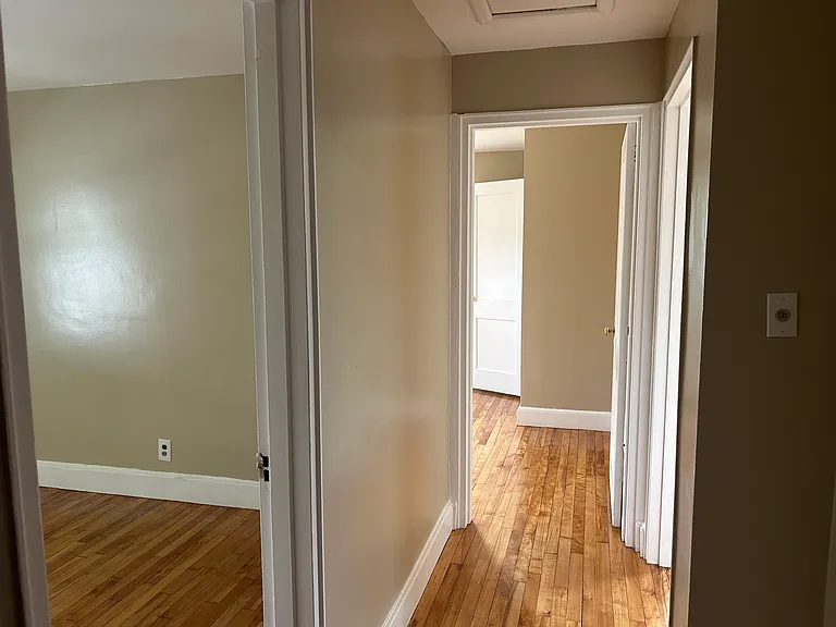 27 Southmere Rd #2 — Photo 5